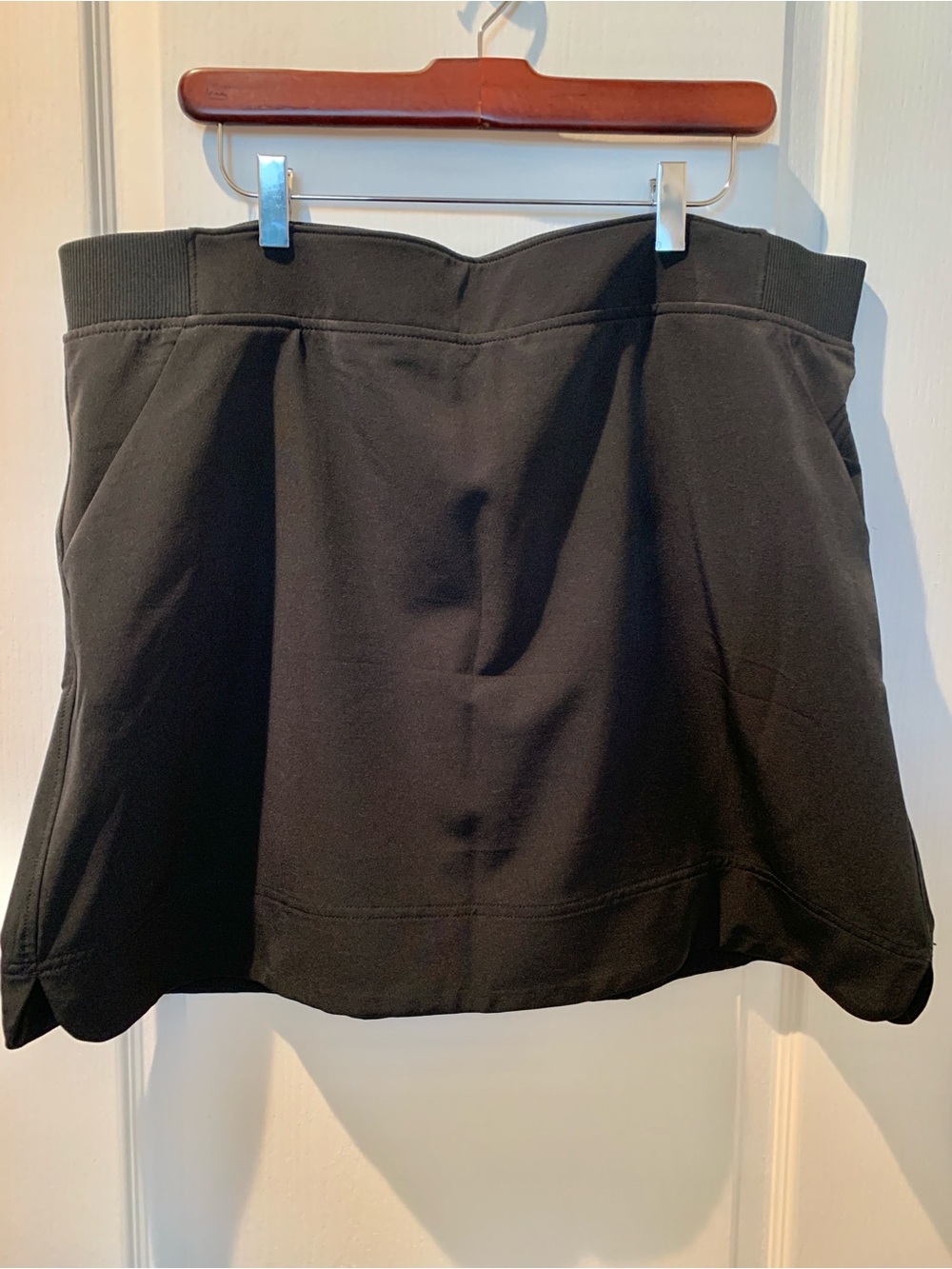 32 Degrees Cool Women’s Black Elastic Waist Athletic Skort with Pockets Size XL - Picture 2 of 9